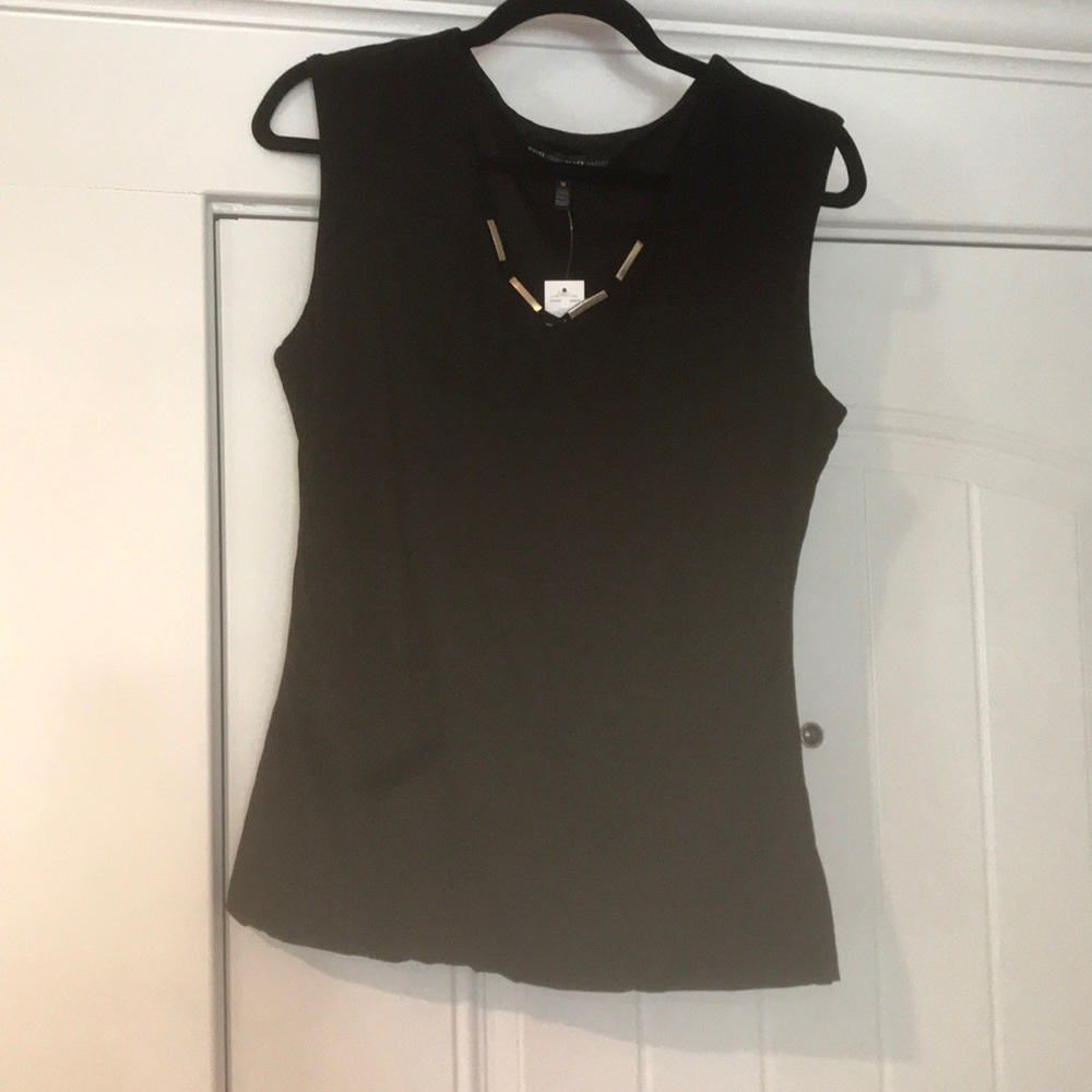 Black White House black market tank